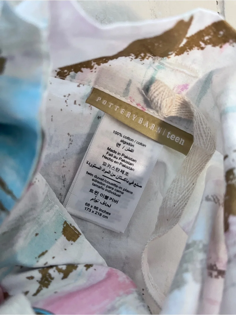 Pottery Barn Teen Pastel Watercolor Duvet Cover in Pink, Blue & Gold Twin